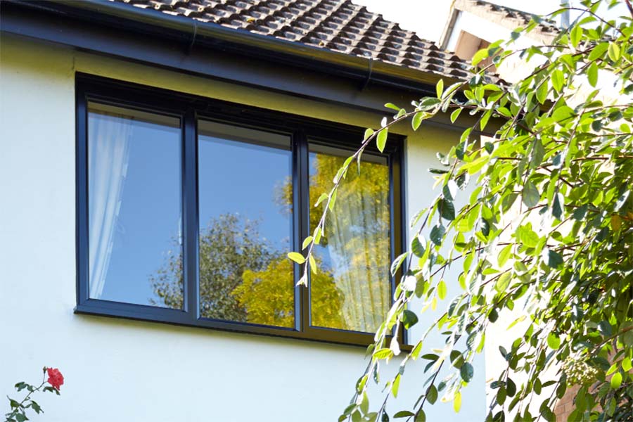 Anthracite_grey_aluminium_casement_window