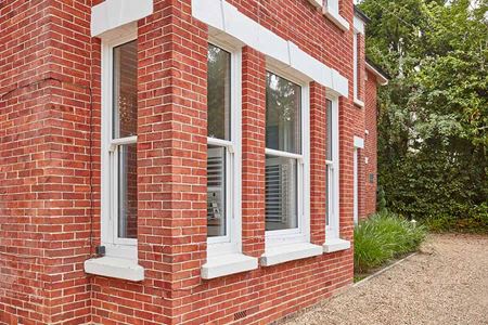 Edwaridn uPVC white windows